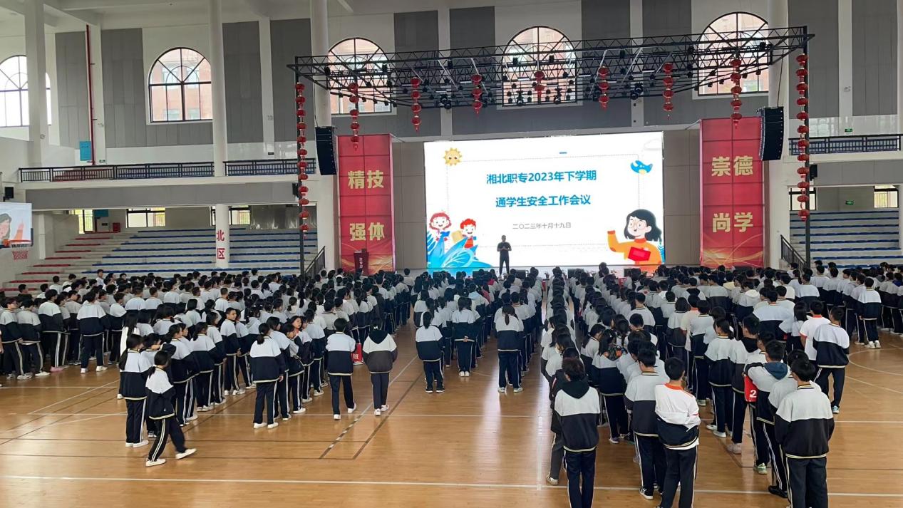 efd8ffe27d264cf2964d61cb708f2a5b efd8ffe27d264cf2964d61cb708f2a5b.Jpeg