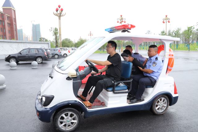 ab7b8a7af9e5492ba9c11f45454fbec3 ab7b8a7af9e5492ba9c11f45454fbec3.Jpeg