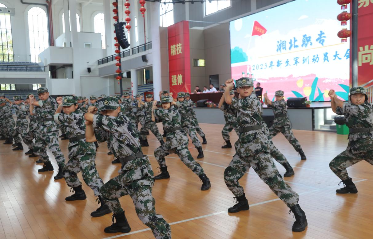 b1e00dd7f542446eb08a14579b06befb b1e00dd7f542446eb08a14579b06befb.Jpeg