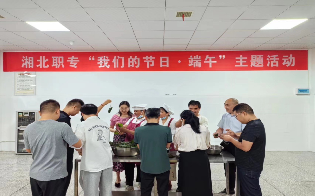 7d67ecca56af4506aa574f5682f4effa 7d67ecca56af4506aa574f5682f4effa.Jpeg