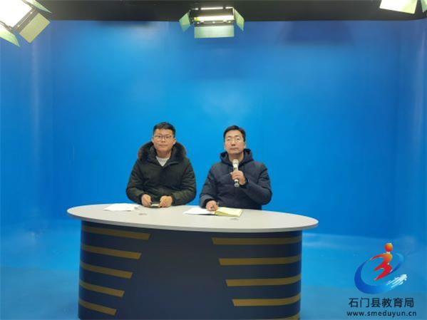 0939acaf700748f7b12df56ade3fdafd.jpg 0939acaf700748f7b12df56ade3fdafd.jpg