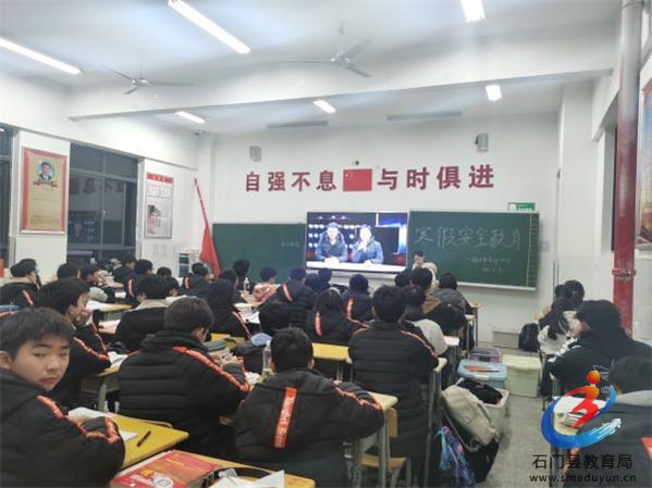 0a0636c15aee4aae9320946fad6c4d41.jpg 0a0636c15aee4aae9320946fad6c4d41.jpg