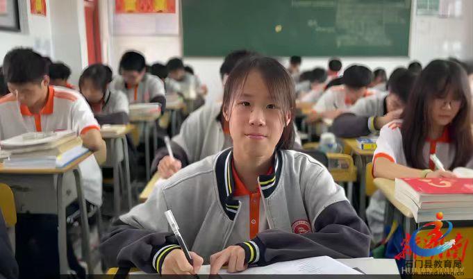 13894d325d4d41bfa43077533dbeab2d.jpg 13894d325d4d41bfa43077533dbeab2d.jpg